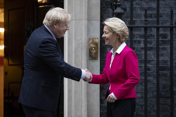Boris Johnson and Ursula von der Leyen outside 10 Downing Street